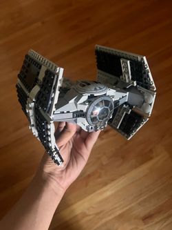 LEGO Star Wars: Darth Vader’s TIE Advanced – Fully Built
