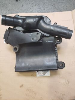 Bmw 535i Air Filter Housing