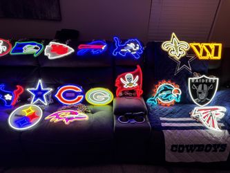 NFL NECKLACES 