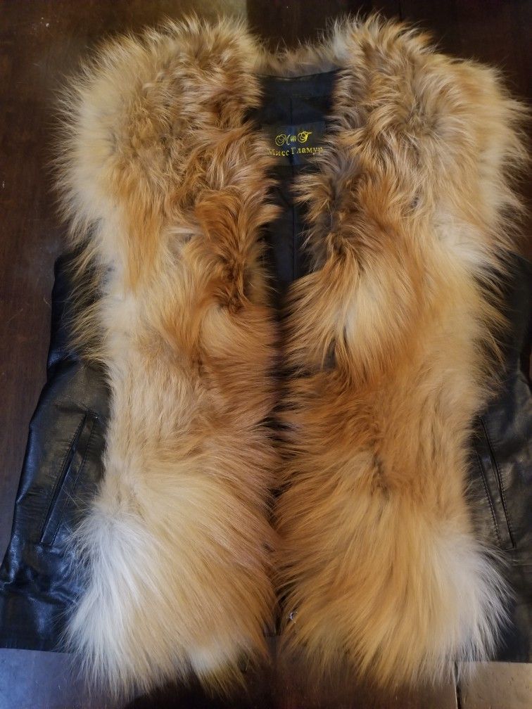 Leather Vest With Fur