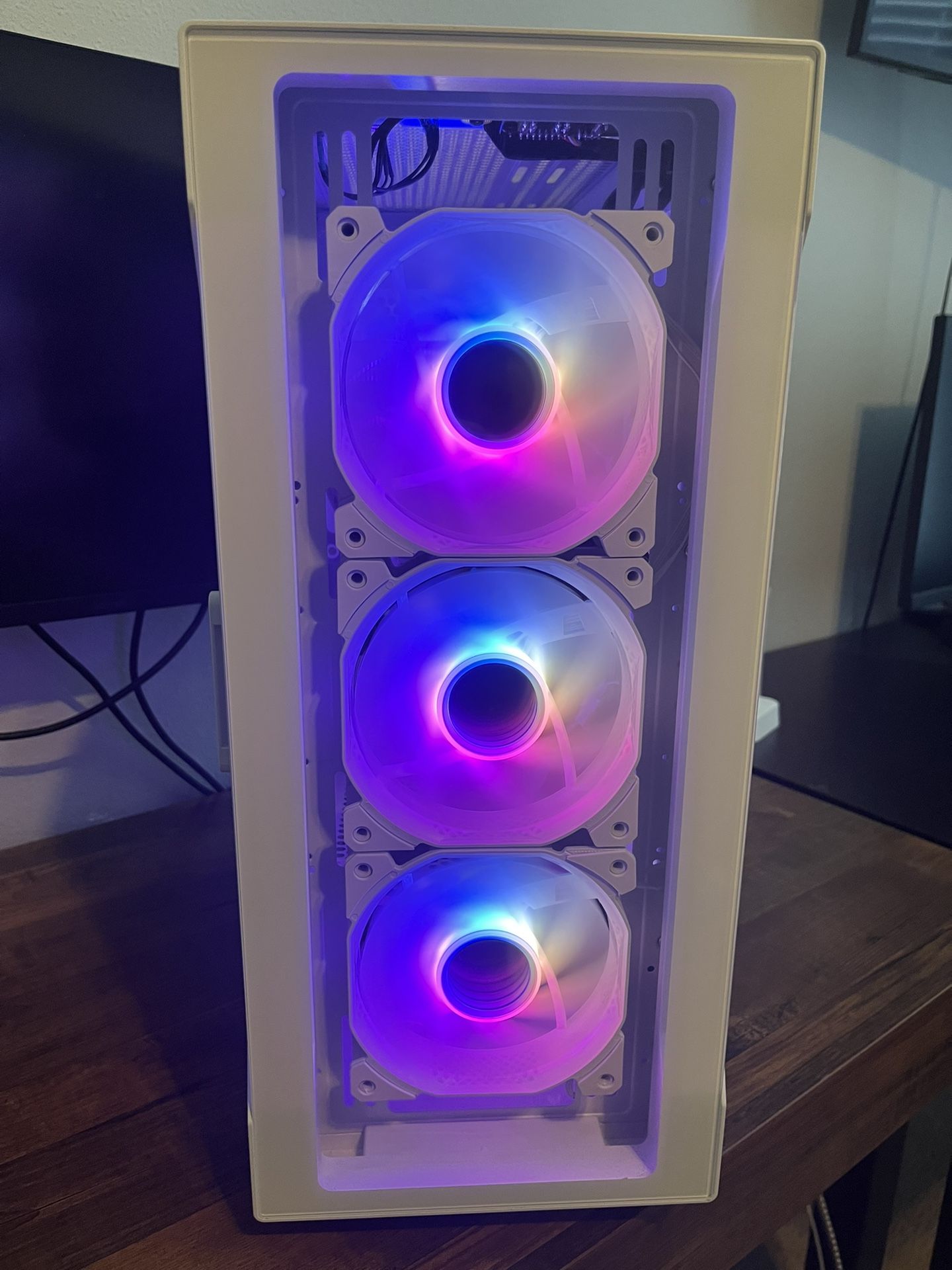 Custom White GAMING PC – RTX 2060, Ryzen 5 5600X, 32GB RAM, 512GB SSD, WiFi Ready, Windows Installed