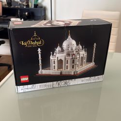 Unopened Taj Mahal LEGO Set