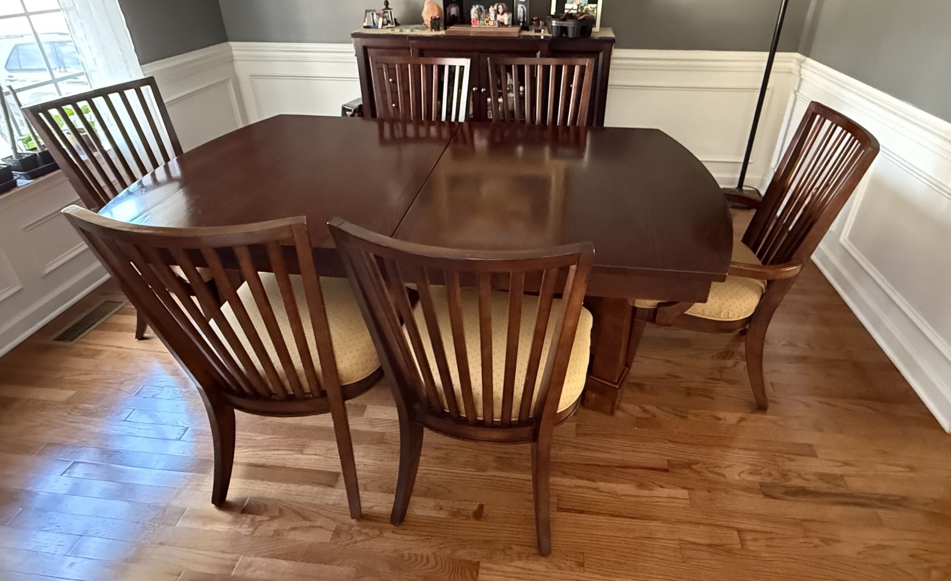 Beautiful SOLID OAK Dining Table And Chairs - Offers Considered