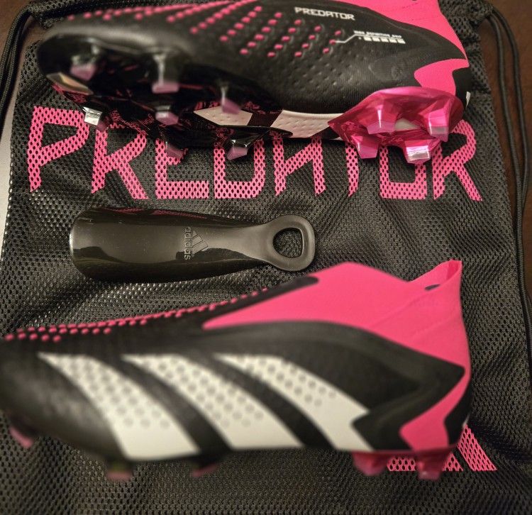 Adidas Predatoe Accuracy + Soccer Cleats 