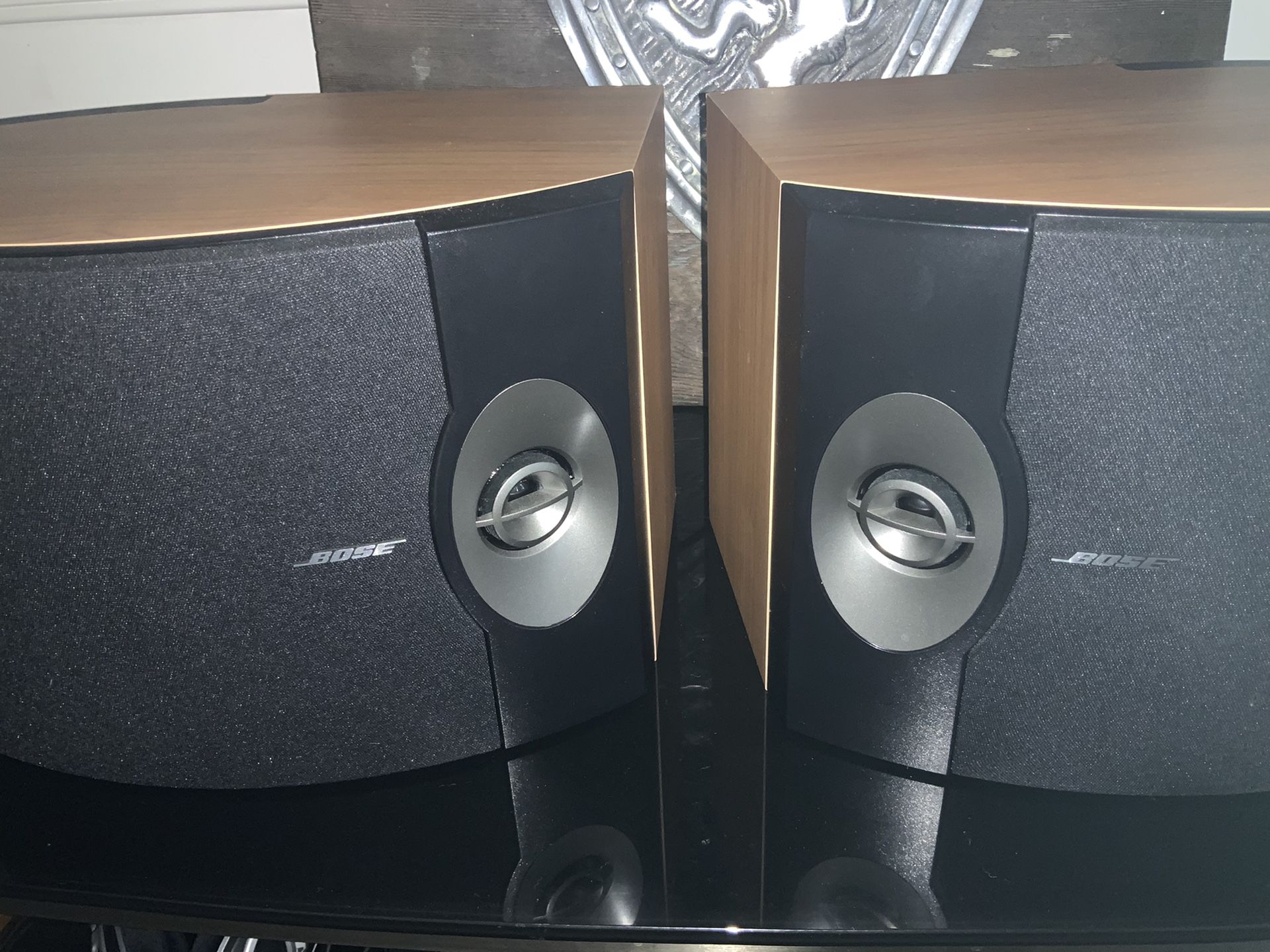 Bose 301 speakers
