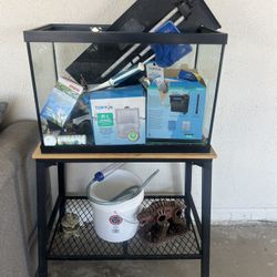 Aquarium With Stand And Accessories 