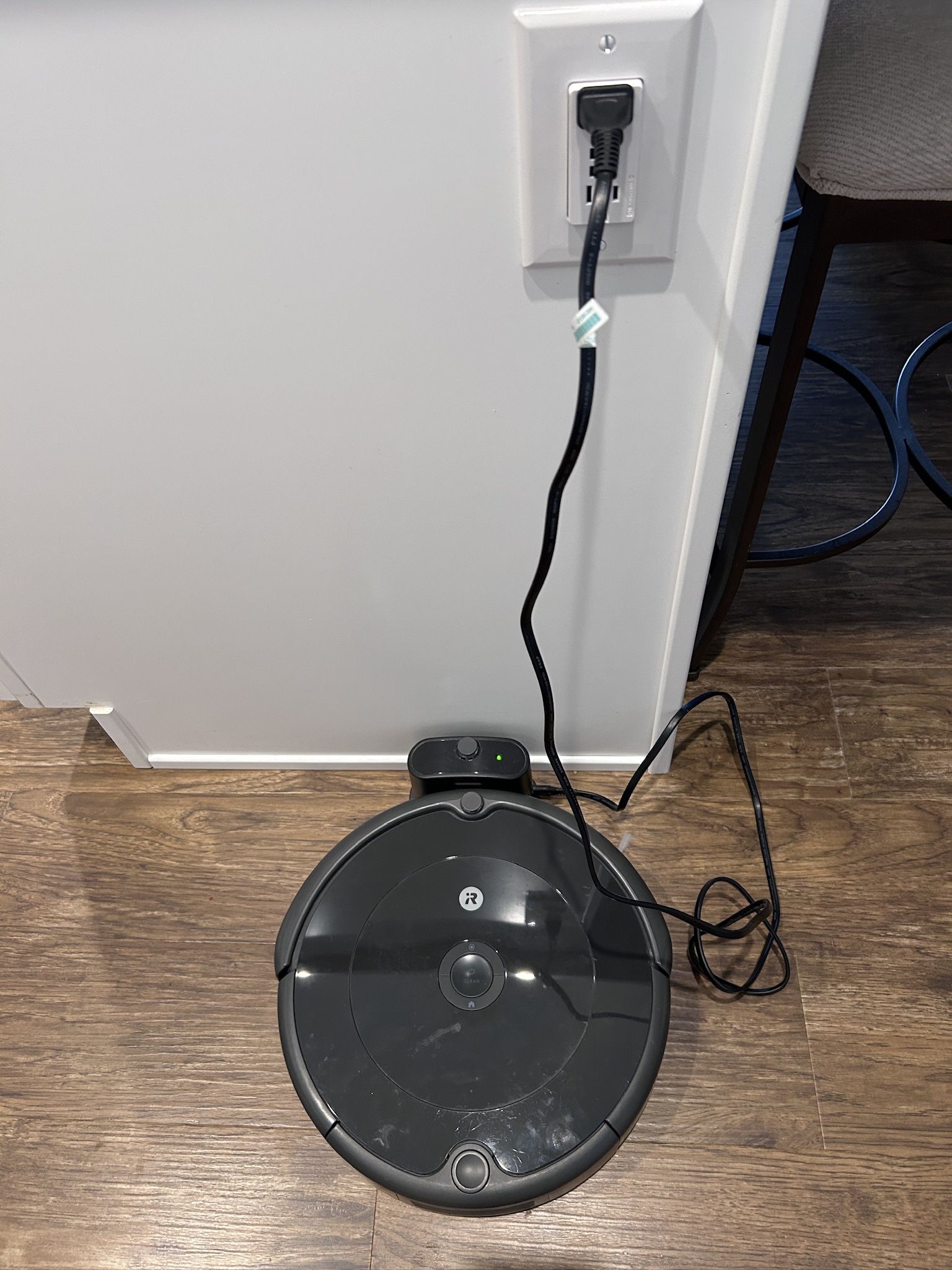 ROOMBA has new brushes then moved to an Apt