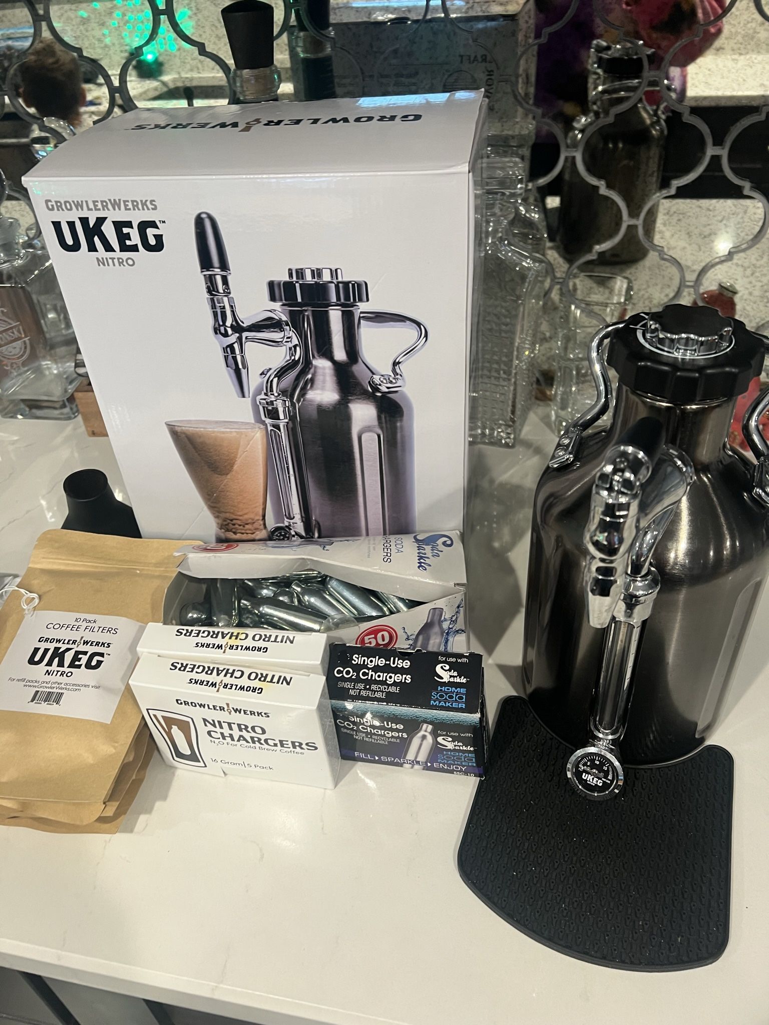 GrowlerWerks uKeg Nitro Cold Brew Coffee Maker, 50 oz, Black Chrome