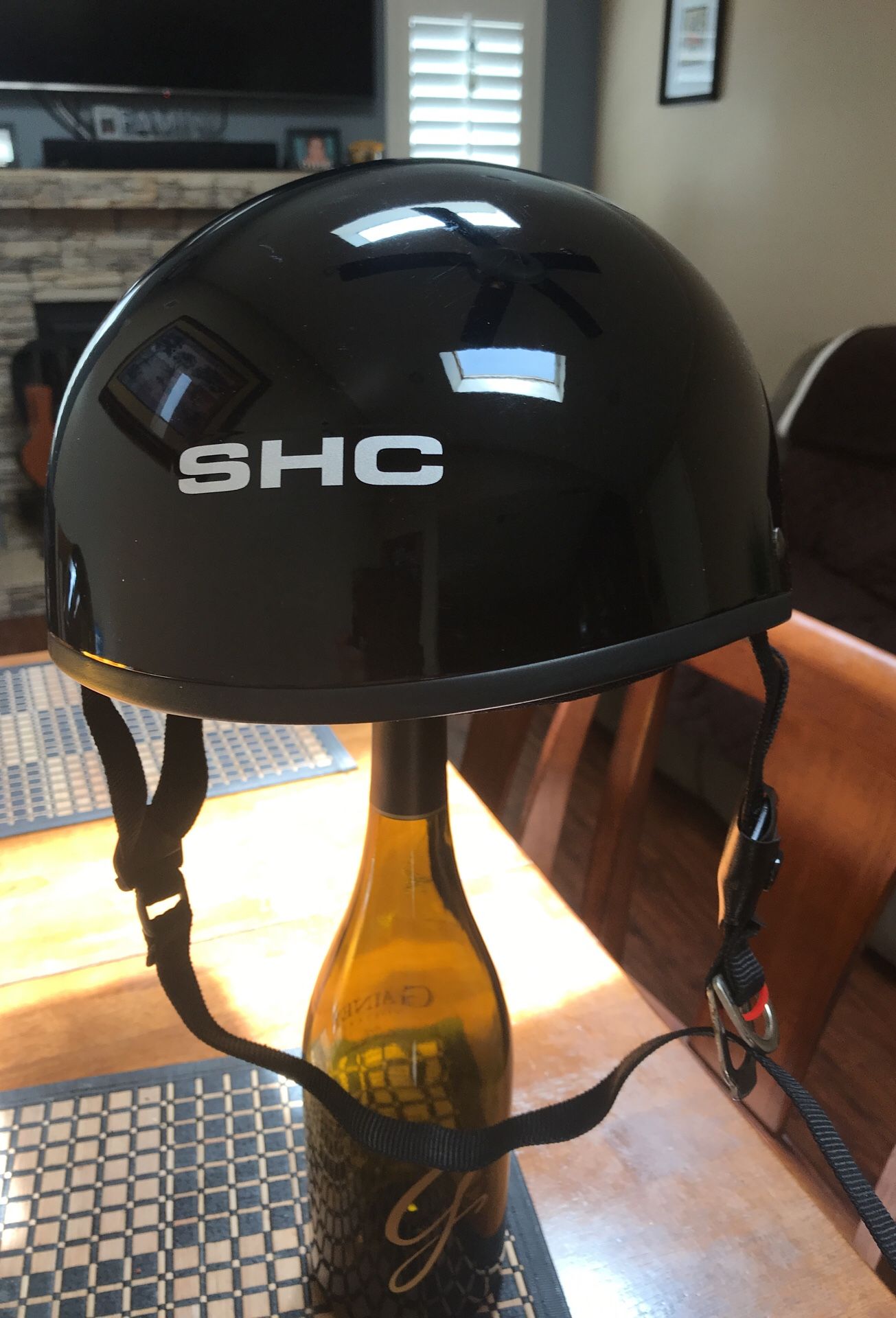 Women’s SHC Helmet in great condition didn’t have visor.