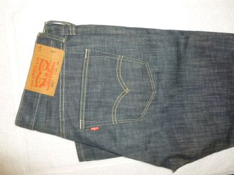 501 Levi's straight leg buttonfly 34 x 34