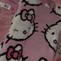 PINK HELLO KITTY BLANKETS 