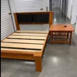 Very High End Queen Platform Frame "Real Vermont Wood"  Mattresses For Sale Too