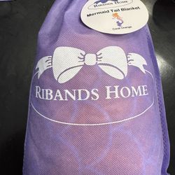 Mermaid tail blanket