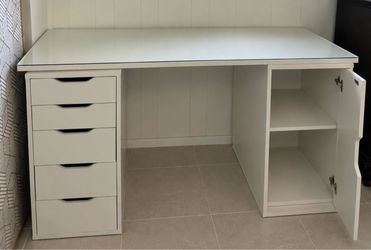 Vanity Desk