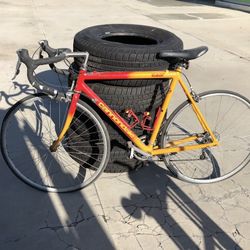 Cannondale Road Bike