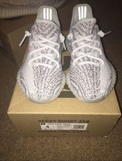 Yeezy V2 size 4