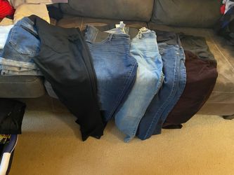 Maternity clothes L-XL