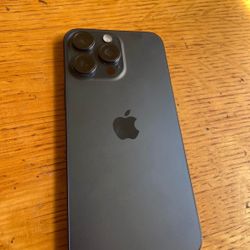 iPhone 15 Pro Max 