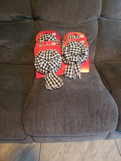 Black / White Material Bows