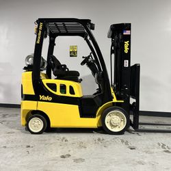YALE 50VX Forklift. Capacity 5000 Lb. Triple Mast & Side Shift.  LPG. Low Hours. In Excellent Shape. No Any Issue! No Any Leaks!