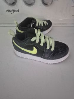 Boys jordan shoes size 11.5