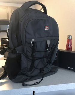 Awesome Full Size laptop Swiss Gear Backpack