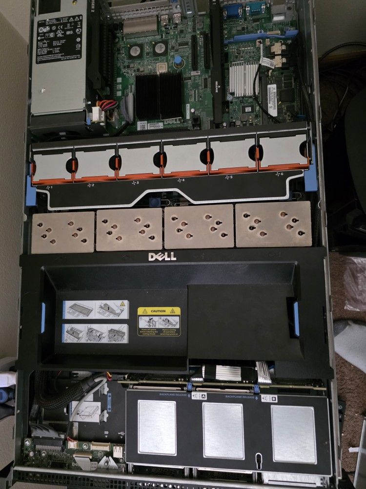 Dell POWEREDGE R810