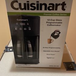 Cuisinart 12 cup Programmable Coffee Maker