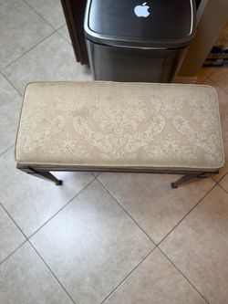 Vintage piano bench