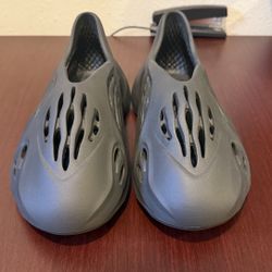 Yeezy Foam Runner Size 10