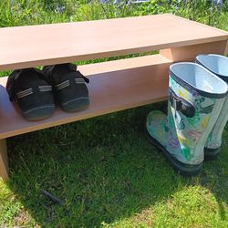 shoe rack or small shelf 