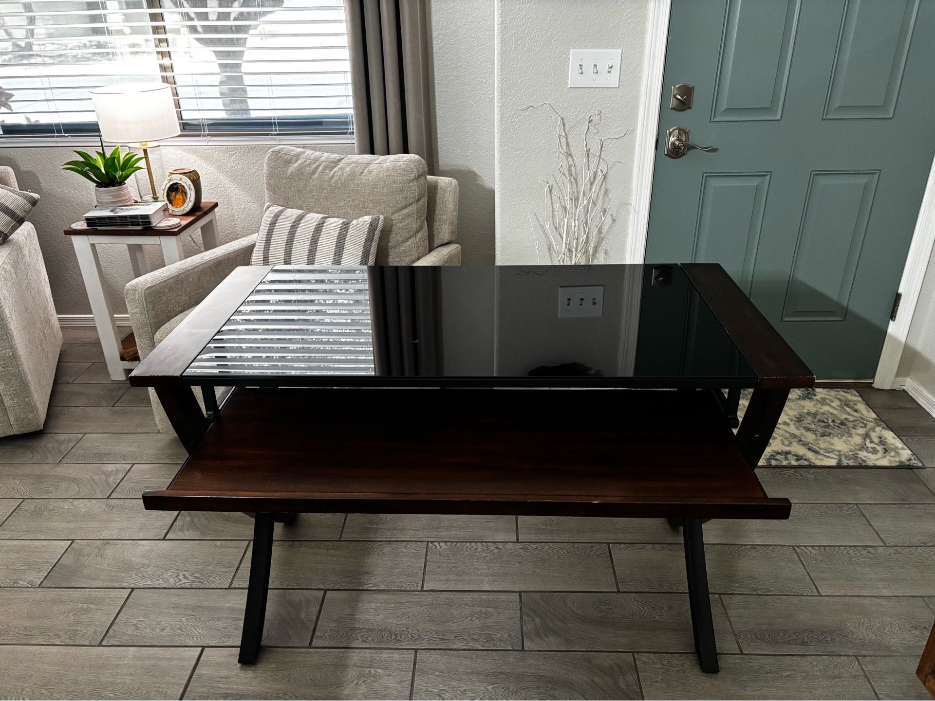 Computer desk