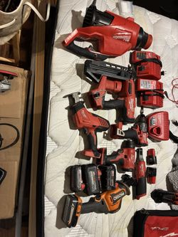 Milwaukee Tools 