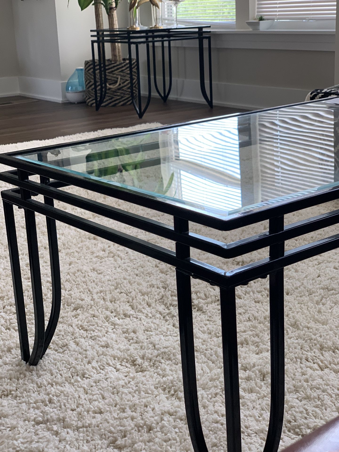 Coffee table set