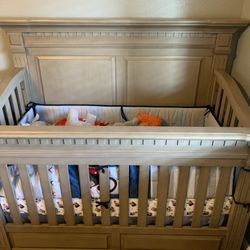 Crib And Mattress 