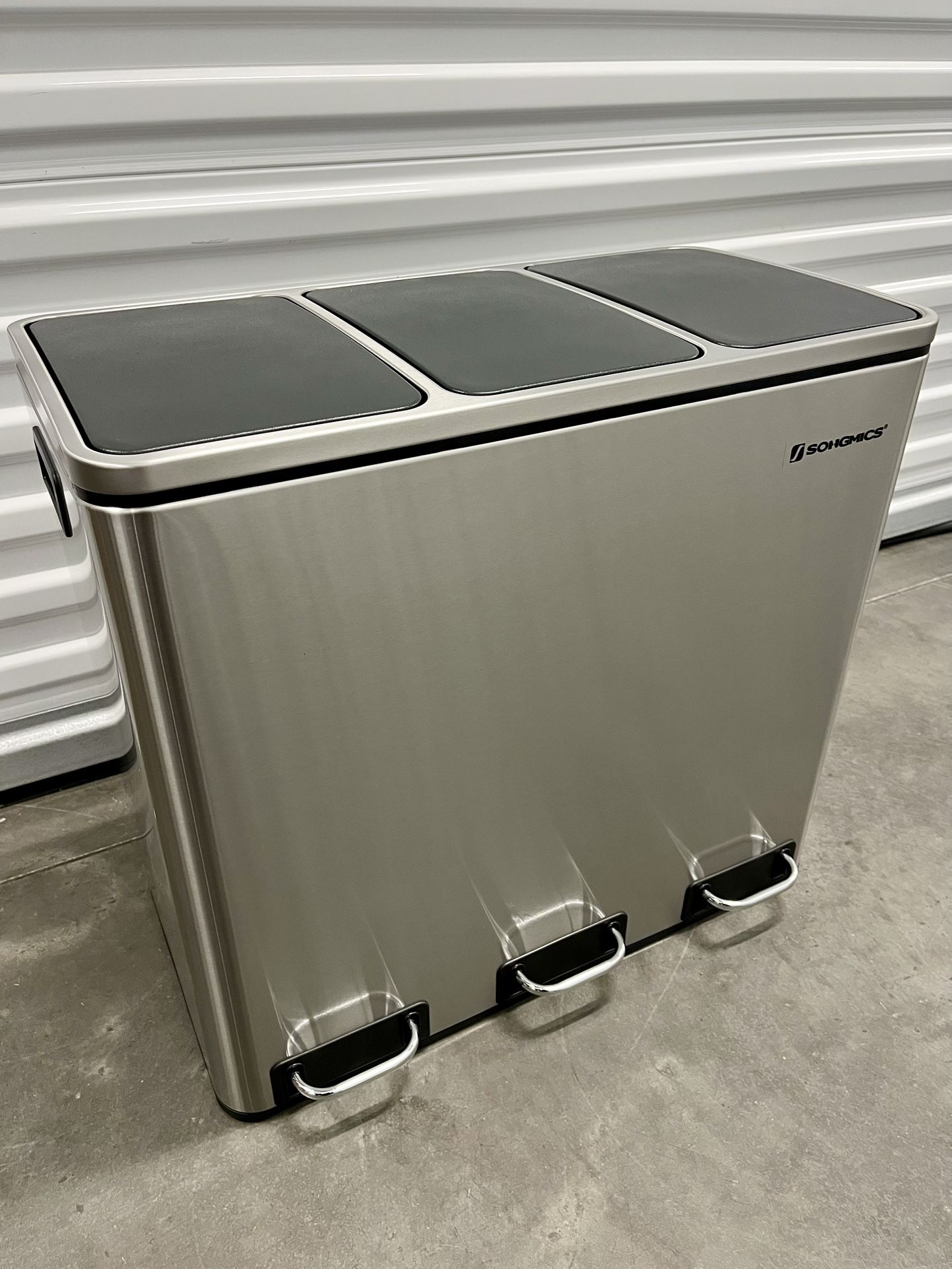 Songmics Trash Can, Triple Bin, 3 x 4.8 Gallon