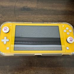 Nintendo Switch Lite (Yellow) 
