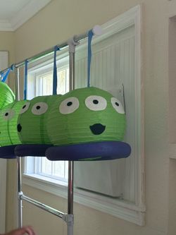 Toy Story alien decor