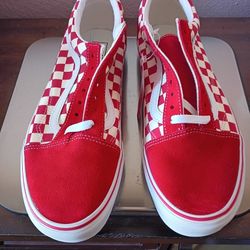 Men's Old School Checkered Van's Size 11