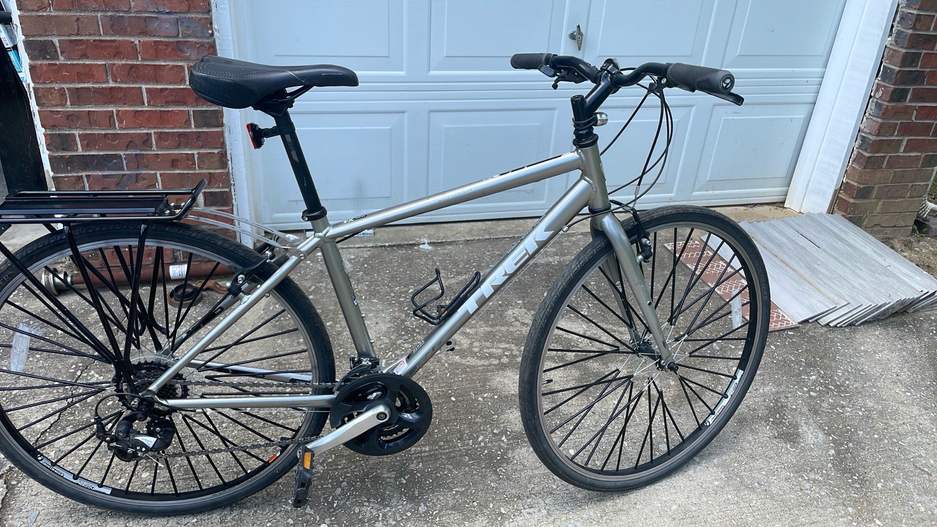 700c Trek FX Series Hybrid Bike