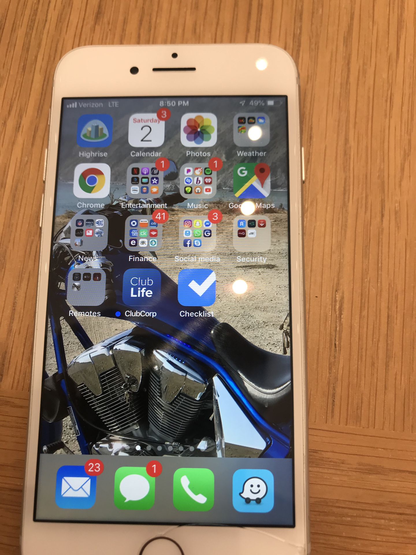 Unlocked iPhone 8 256GB only used for 2 weeks