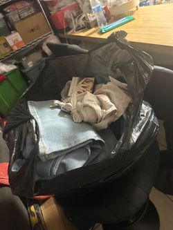 Bag w/ women clothes new random sizes ( jeans,tops, dresses , etc ) all new for $25