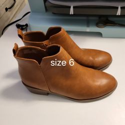Big Girls Size 6 Like New 