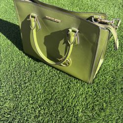 Michael Kors Woman’s Purse