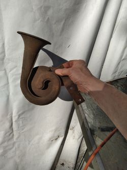 Spartan Horns,  Horns From The 20s Or 30s