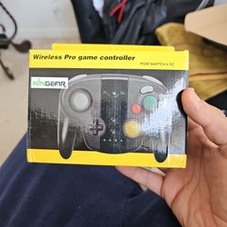 Wireless Pro Game Controller For The Nintendo Switch 