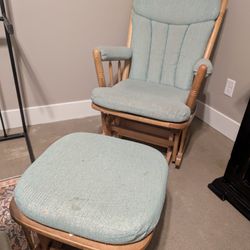 Glider Rocking Chair With Footstool 