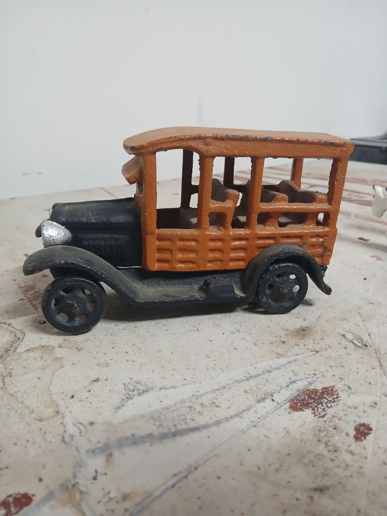 Cast Iron Truck 