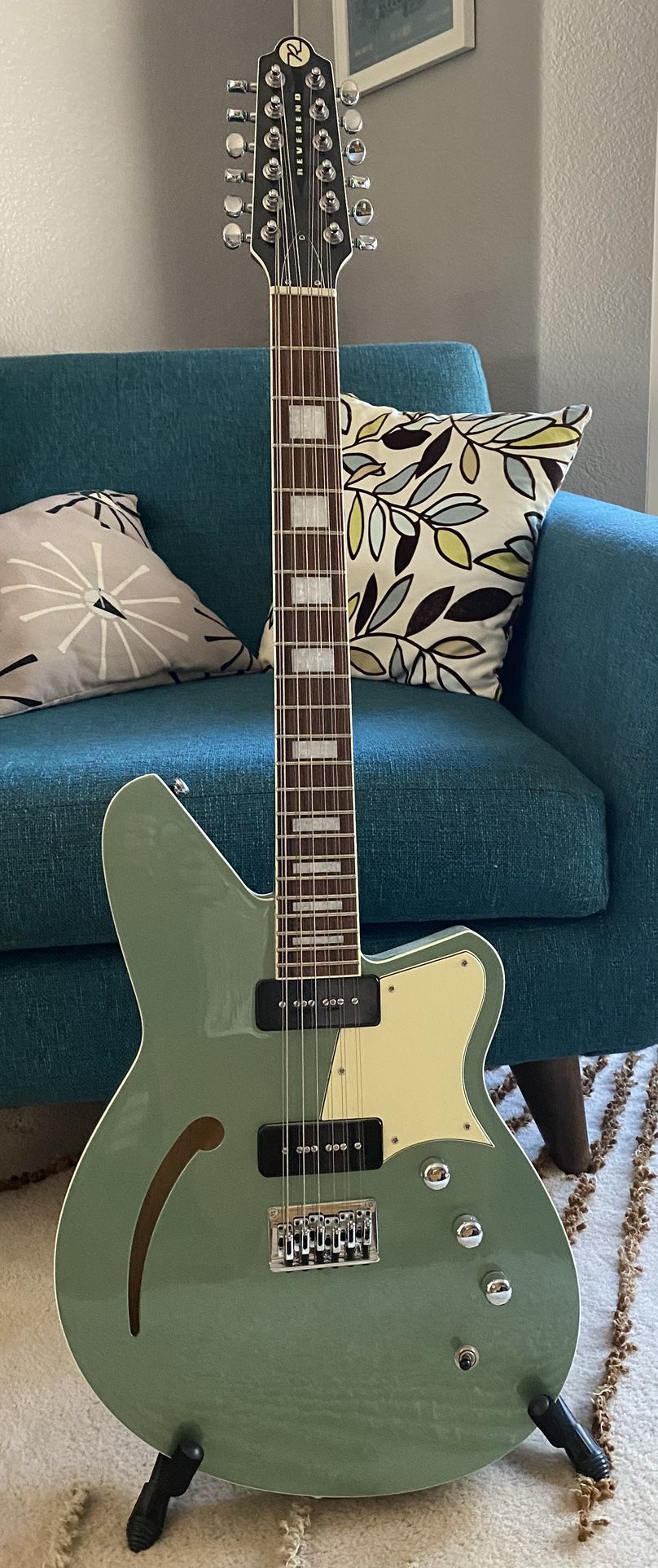 Reverend Airwave 12 string electric with hard case