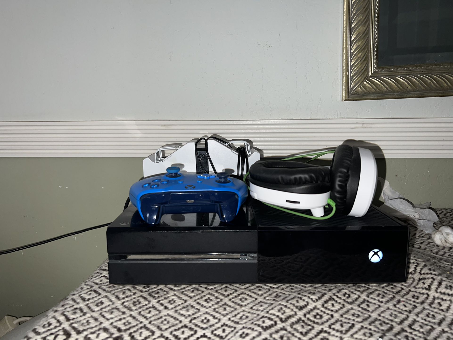Xbox One With Accessories